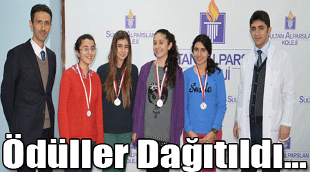 Ödüller Dağıtıldı...