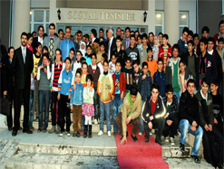 Anneler Günü'nü Çoçuklarla kutladılar