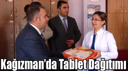 Kağızman’da Tablet Dağıtımı