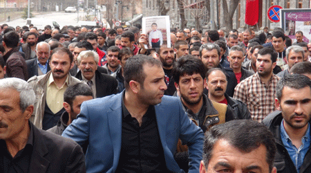 Kars, 'Mert’ İçin Ayakta...