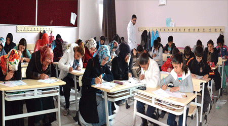 Kars’ta Herkes O’nu Okudu ve Yarıştı