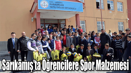 Sarıkamış'ta Öğrencilere Spor Malzemesi