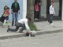 Alev Alan Tüp Taniğe Yol Açtı