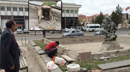Havuz ve parklar yenileniyor
