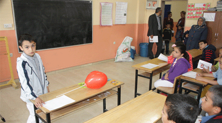 Karnesi boş sırasına bırakıldı...