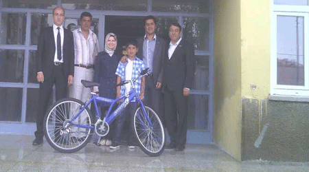 Eğitim İş’ten ödül