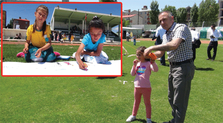Karslı çocuklardan, çocuk hakları mesajları