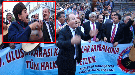 Kars'ta Aşıklar Korosu...