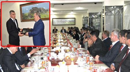 Kars Emniyeti'nde veda yemeği