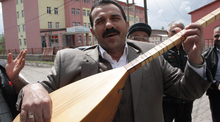 Kars'ta Sazlı Sözlü Eylem!