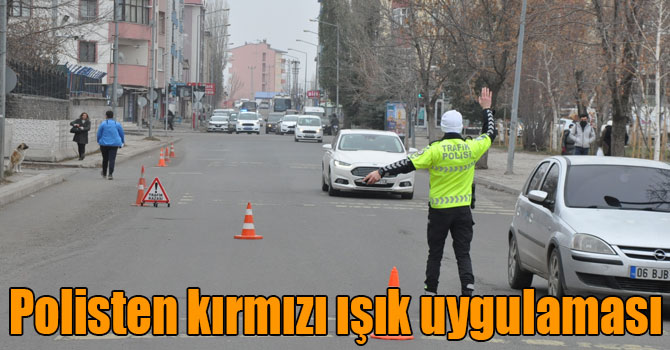 Polisten kırmızı ışık uygulaması