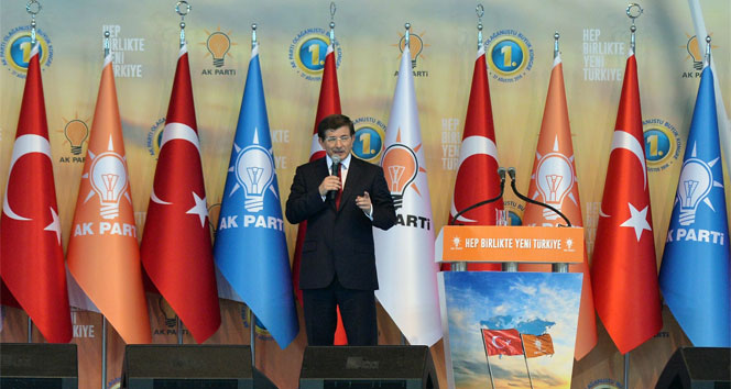 Davutoğlu, Genel Başkanı seçildi