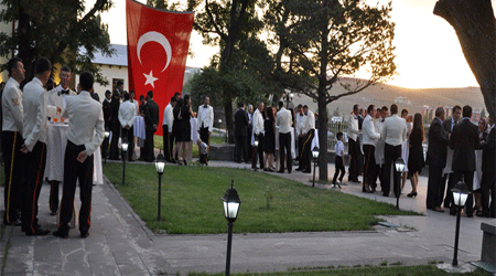 Zafer Kutlamaları Resepsiyonla son buldu