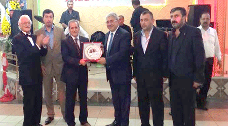 Darıca’dan Kars’a Plaket