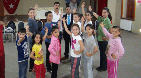 Minikler Kafkas Öğreniyor!
