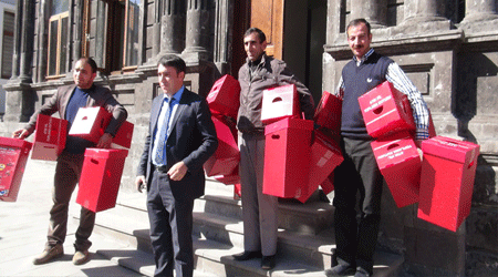 Kars Belediyesi’nden Atık Pil Projesi