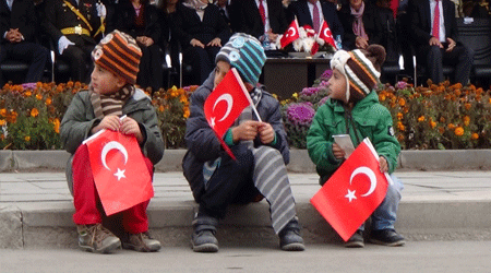 Cumhuriyet Bayramı Törenlerle Kutlandı!