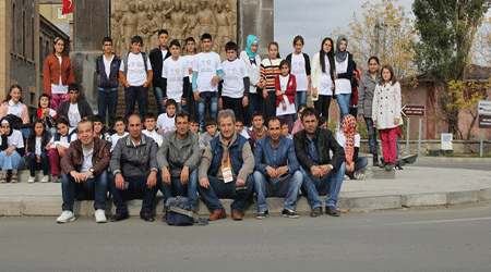 Narmanlı öğrenciler Kars’ı gezdi