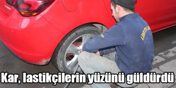 Kar, lastikçilerin yüzünü güldürdü