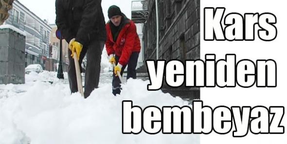 Kars yeniden bembeyaz