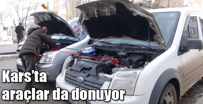 Kars’ta araçlar da donuyor
