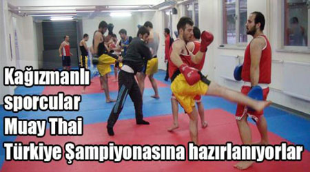 Kağızmanlı sporcular Muay Thai Türkiye Şampiyonasına hazırlanıyorlar