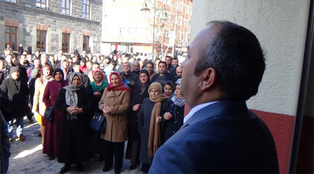 Cumhuriyetimizin 100. Yılına 2023 Yılına Güçlü Bir Şekilde Emin Bir Şekilde Ak Ellerle İlerlemek