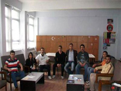 Umut Güvercinleri çocuklar için kanatlandı