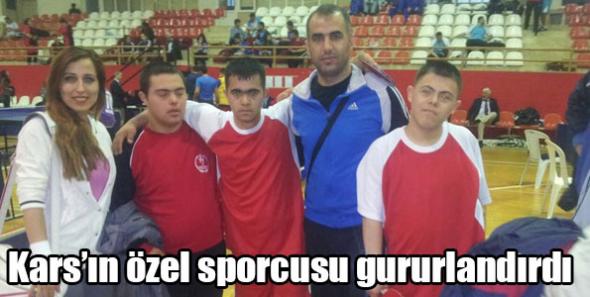 Kars’ın özel sporcusu gururlandırdı