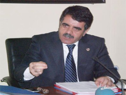 AK PARTİ’Lİ BAŞKANDAN PARTİLİLERE SİTEM