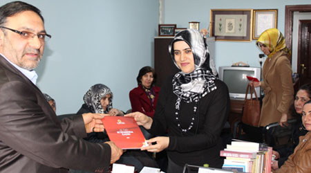 AK Parti Kadın Kolları Atakta!