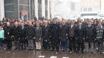 23 Nisan Kar Engeline Takıldı!