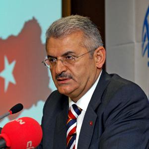 BAKAN DEMİRYOLUNDAYDI