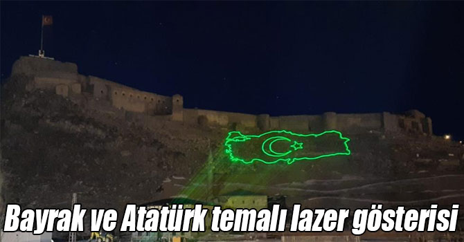 Kars’ta bayrak ve Atatürk temalı lazer gösterisi