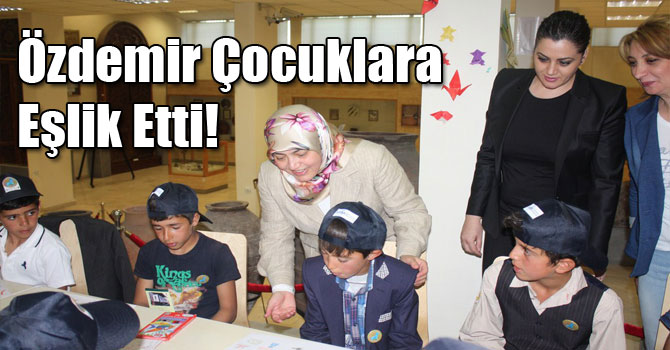 Özdemir Çocuklara Eşlik Etti!