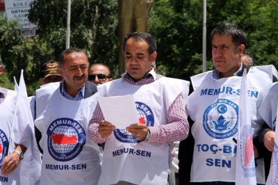 Doğu Türkistan'da Müslümanlara Yönelik Saldırılar Ardahan'da Kınandı