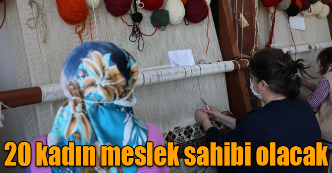 Kars Belediyesi’nden halı dokuma kursu