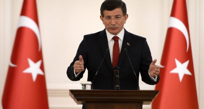 Başbakan Davutoğlu'dan Siyasi Partilere Çağrı