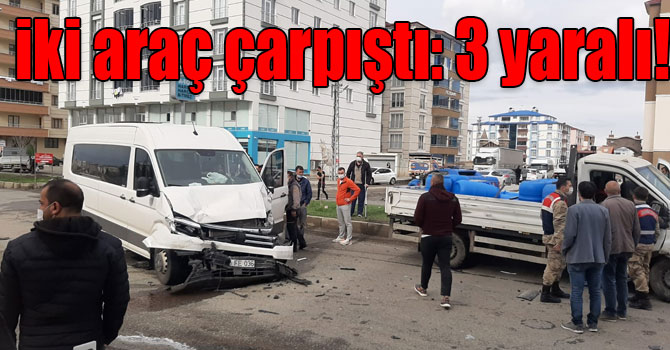 Kars’ta iki araç çarpıştı: 3 yaralı!