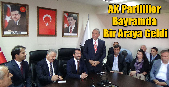 AK Partililer Bayramda Bir Araya Geldi