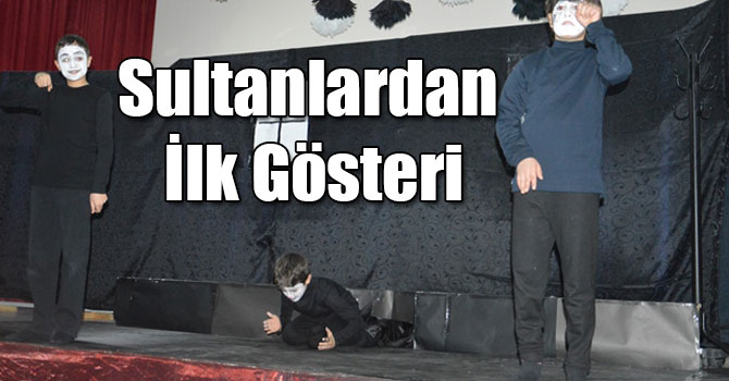Sahnenin Sultanları İlk Gösterilerini Yaptılar