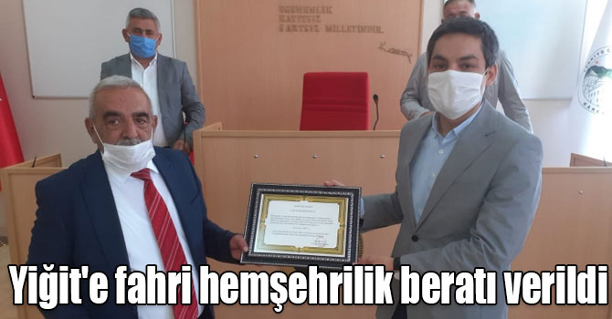 Yiğit'e fahri hemşehrilik beratı verildi