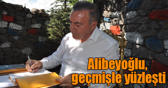 Naif Alibeyoğlu, geçmişle yüzleşti