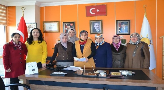 AK Parti Ardahan Kadın Kolları Hocalı Katliamını Kınadı