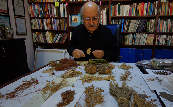 ARÜ'lü Akademisyen Ardahan'ın Şifalı Bitkilerini Anlatacak