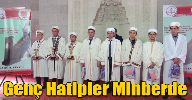Genç Hatipler Minberde