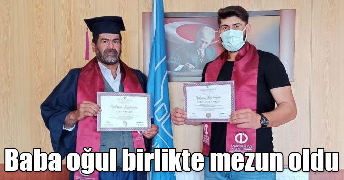 Karslı baba oğul üniversiteden birlikte mezun oldu