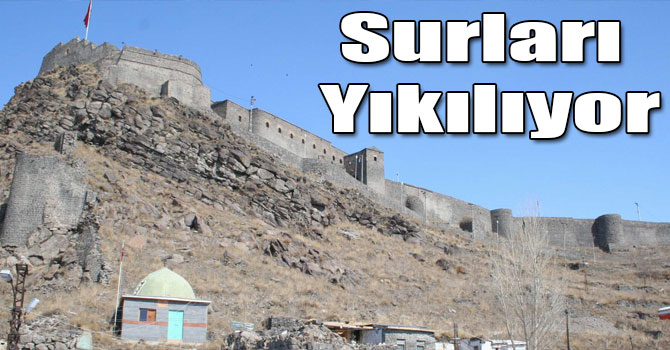 Kars Kalesi'nin Surları Yıkılıyor