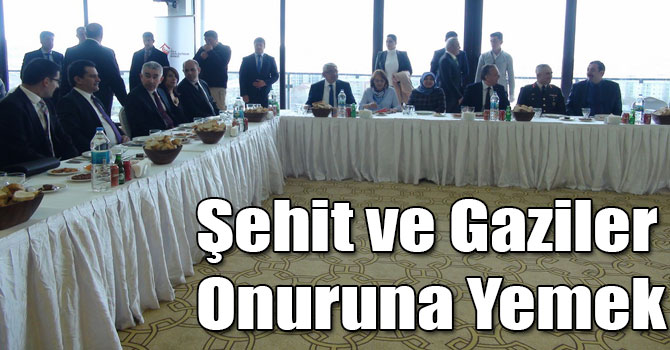 Şehit ve Gaziler Onuruna Yemek