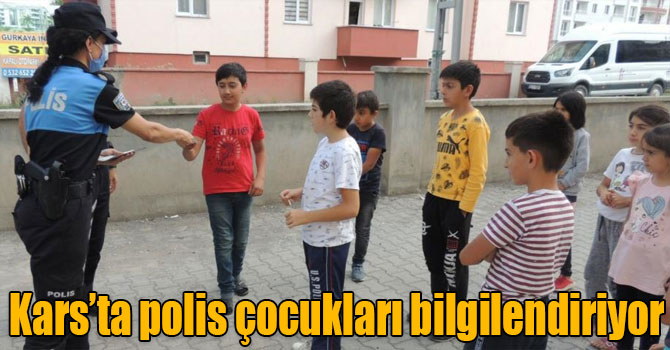 Kars’ta polis çocukları bilgilendiriyor